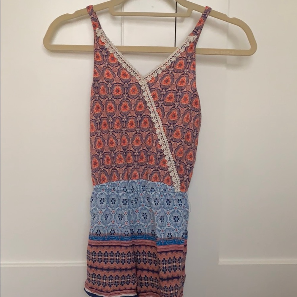 V-neck romper